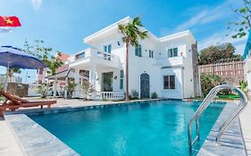 Ruby Villa
